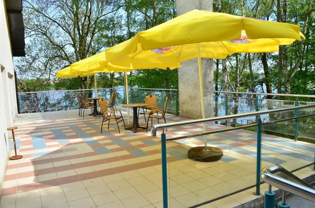 Hotel Mikorzyn Ślesin Εξωτερικό φωτογραφία